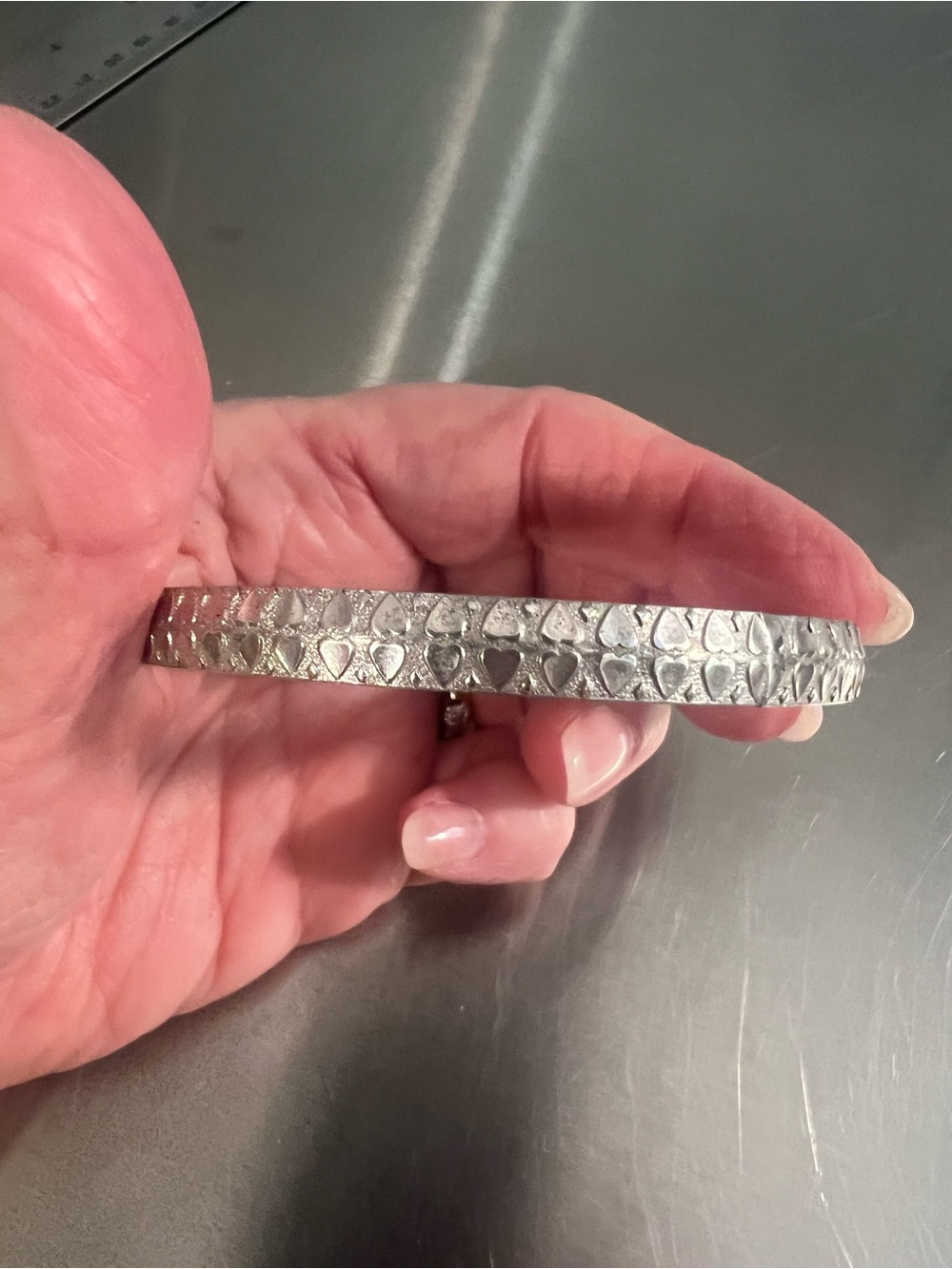 Wells Sterling Silver Heart-Textured Bangle Bracelet